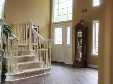 Entry/Foyer.