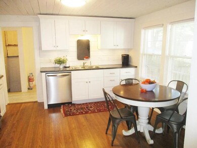 1069 S Broadway Ave, Springfield, MO 65807 - photo 4