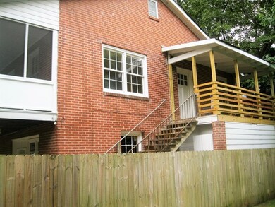 Side view of duplex