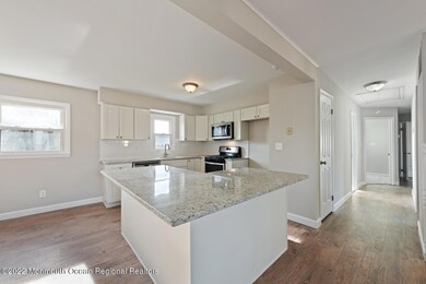 406 N Riverside Drive Neptune-large-014-