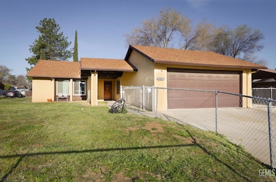 1013 Cypress Way, Tehachapi, CA 93561 - photo 2