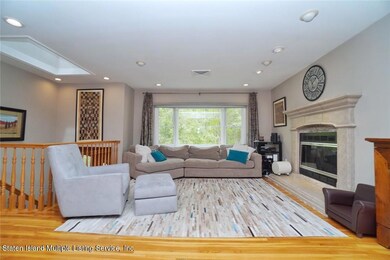 152 Jansen St, Staten Island, NY 10312 - photo 7