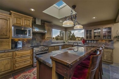 unlisted-address, Bend, OR 97702 - photo 7