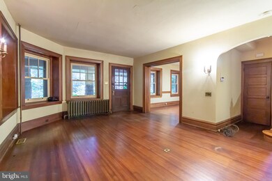 315 Copples Ln, Wallingford, PA 19086 - photo 3