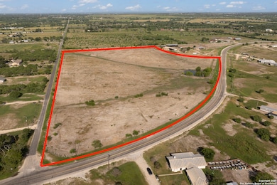 18434A Farm To Market Road 471, Natalia, TX 78059 - photo 3