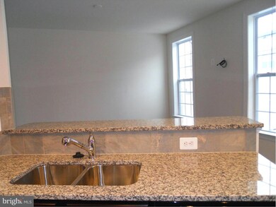 7666 Elmcrest Rd, Hanover, MD 21076 - photo 5