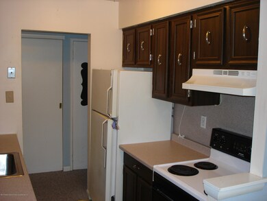 unlisted-address, Staten Island, NY 10308 - photo 5