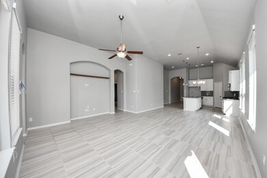 2008 Granite Pass Dr, Pearland, TX 77581 - photo 4