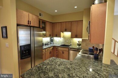 1318 10th St NW, Washington, DC 20001 - photo 6