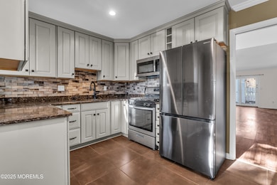 19 Helene Ct unit 19, Tinton Falls, NJ 07724 - photo 5