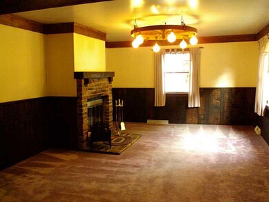 Living Room. Spacious Living Room for all your Fam