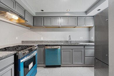 925 Crane Ave S unit G3, Taunton, MA 02780 - photo 4