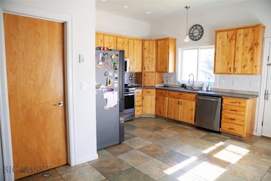 1104 W 4th St, Anaconda, MT 59711 - photo 4