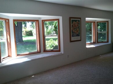 875 Gilman Rd, Medford, OR 97504 - photo 6