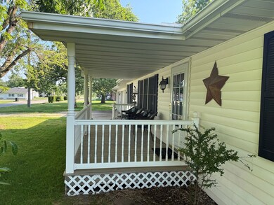 300 N Fulton, Edina, MO 63537 - photo 7