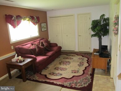 46 N Kinzer Ave, New Holland, PA 17557 - photo 5