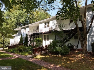 131 N Main St unit THE SUITE, New Hope, PA 18938 - photo 2