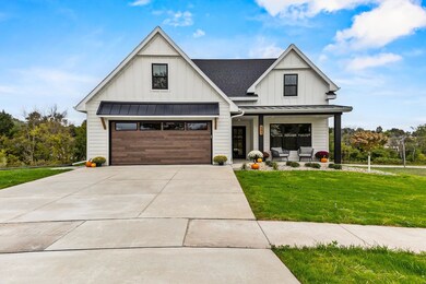 541 Security Blvd, Howard, WI 54313 - photo 7