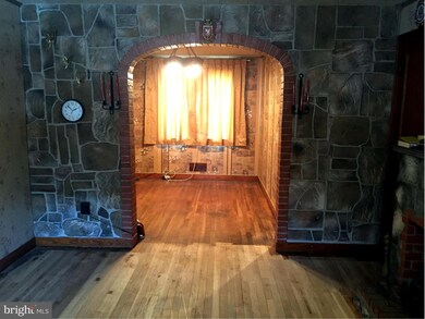 3232 Brendan Ave, Baltimore, MD 21213 - photo 4