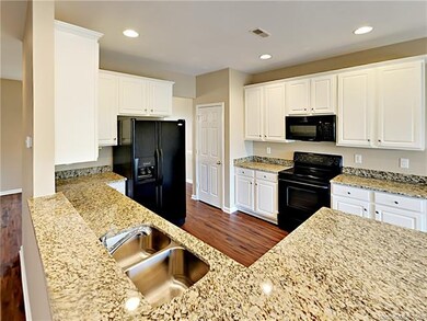 4207 Lawrence Daniel Dr, Matthews, NC 28104 - photo 3