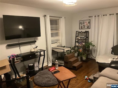 47 Dupont Place, Irvington, NJ 07111 - photo 5