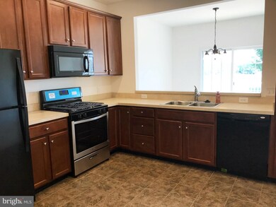 254 N Caldwell Cir, Downingtown, PA 19335 - photo 4