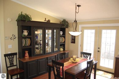 204 E 2nd St, Elk Rapids, MI 49629 - photo 5