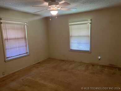 1103 Circle Dr, Ardmore, OK 73401 - photo 5