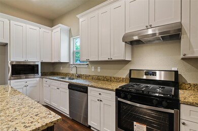 417 E 6th St, Bonham, TX 75418 - photo 4