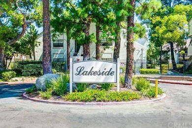 Welcome to the beautiful gated community of Lakesi