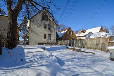 2320 N 44TH ST-1
