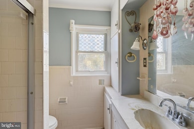 2208 Apache St, Hyattsville, MD 20783 - photo 4