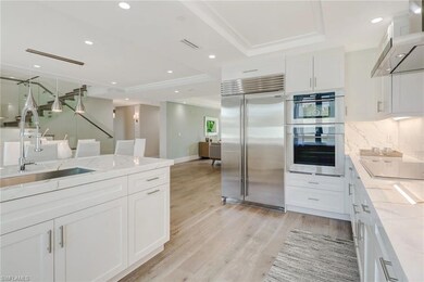 875 9th St S unit PH-2, Naples, FL 34102 - photo 4