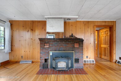 13 Carlisle Ct, Albany, NY 12209 - photo 5