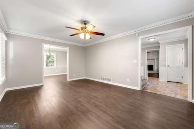 4574 Woodland Cir NE, Roswell, GA 30075 - photo 2