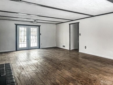 67 Chesapeake Ave, Lake Hiawatha, NJ 07034 - photo 2