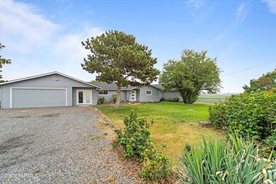 2691 Konnowac Pass Rd, Wapato, WA 98951 - photo 3