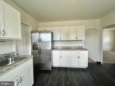 44 Isabel Ave unit 2, Glenolden, PA 19036 - photo 5