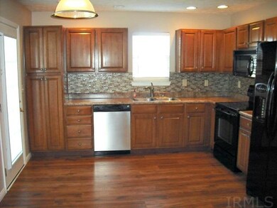 5638 Riverwalk Cir, Newburgh, IN 47630 - photo 2