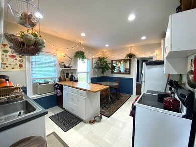 40 Laurel St unit 1, Watertown, MA 02472 - photo 3