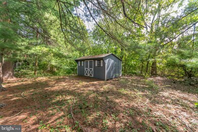 304 Heston Ave, Norristown, PA 19403 - photo 6