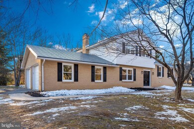 8002 Runnymeade Dr, Frederick, MD 21702 - photo 3