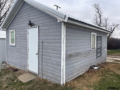 305 Carnes Ave, Pender, NE 68047 - photo 6