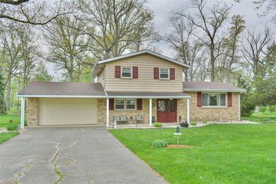 1401 W Red Maple Rd, Muncie, IN 47303 - photo 2