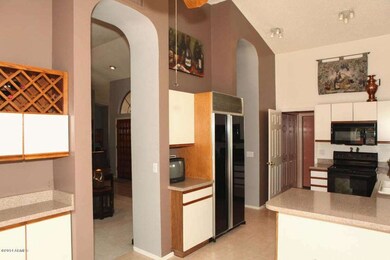 Kitchen2 - 311 W Chilton St Chandler Ari