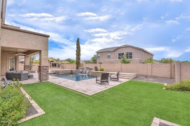 Backyard-Pool