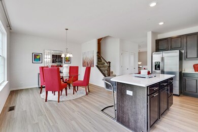 1678 Bentz Way, Batavia, IL 60510 - photo 2