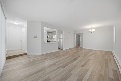 2556 Waterbury Dr unit 1905, Woodridge, IL 60517 - photo 2