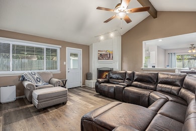 7243 Lost Fable Ln, Houston, TX 77095 - photo 5