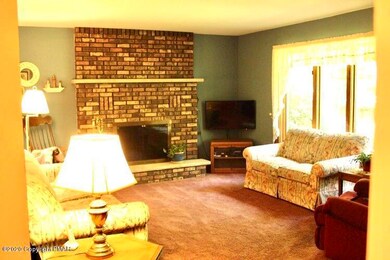 259 Bear Medicine Cir, Effort, PA 18330 - photo 7